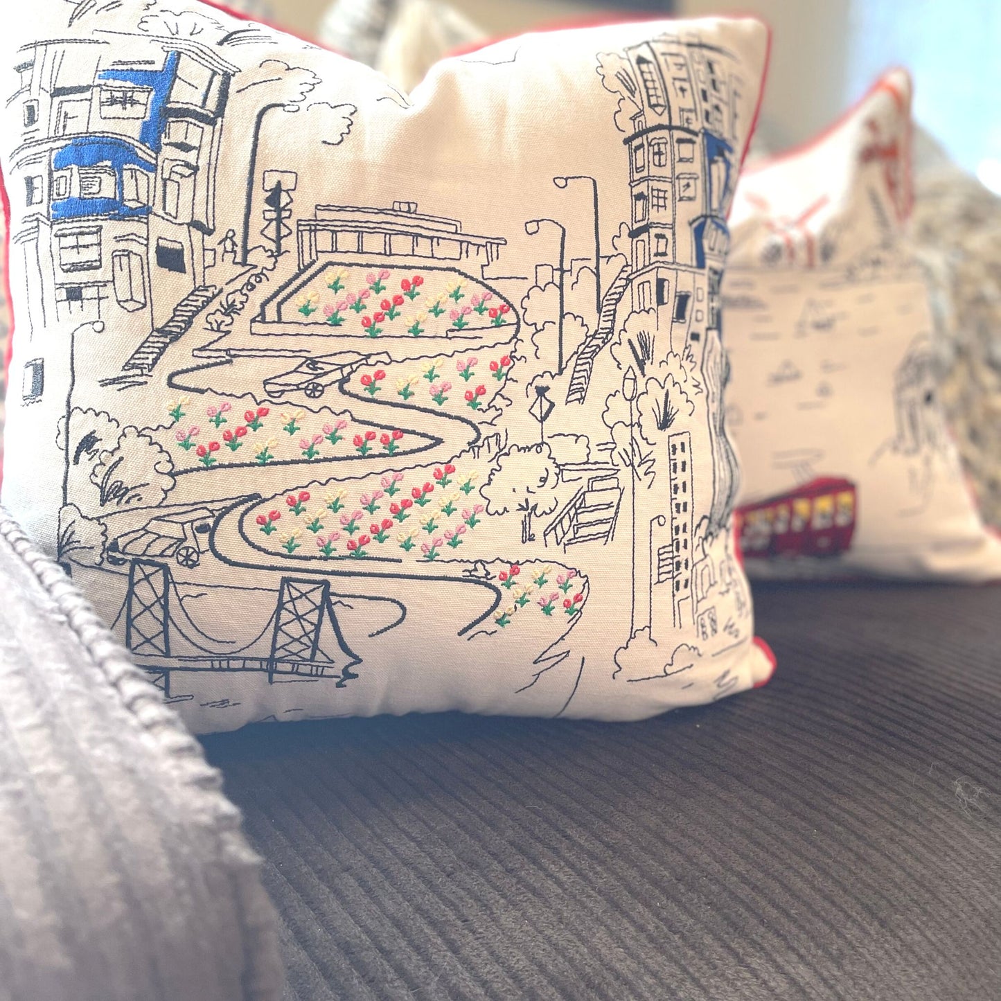 Embroidered City Artistry Collection - San Francisco Day Pillow Set