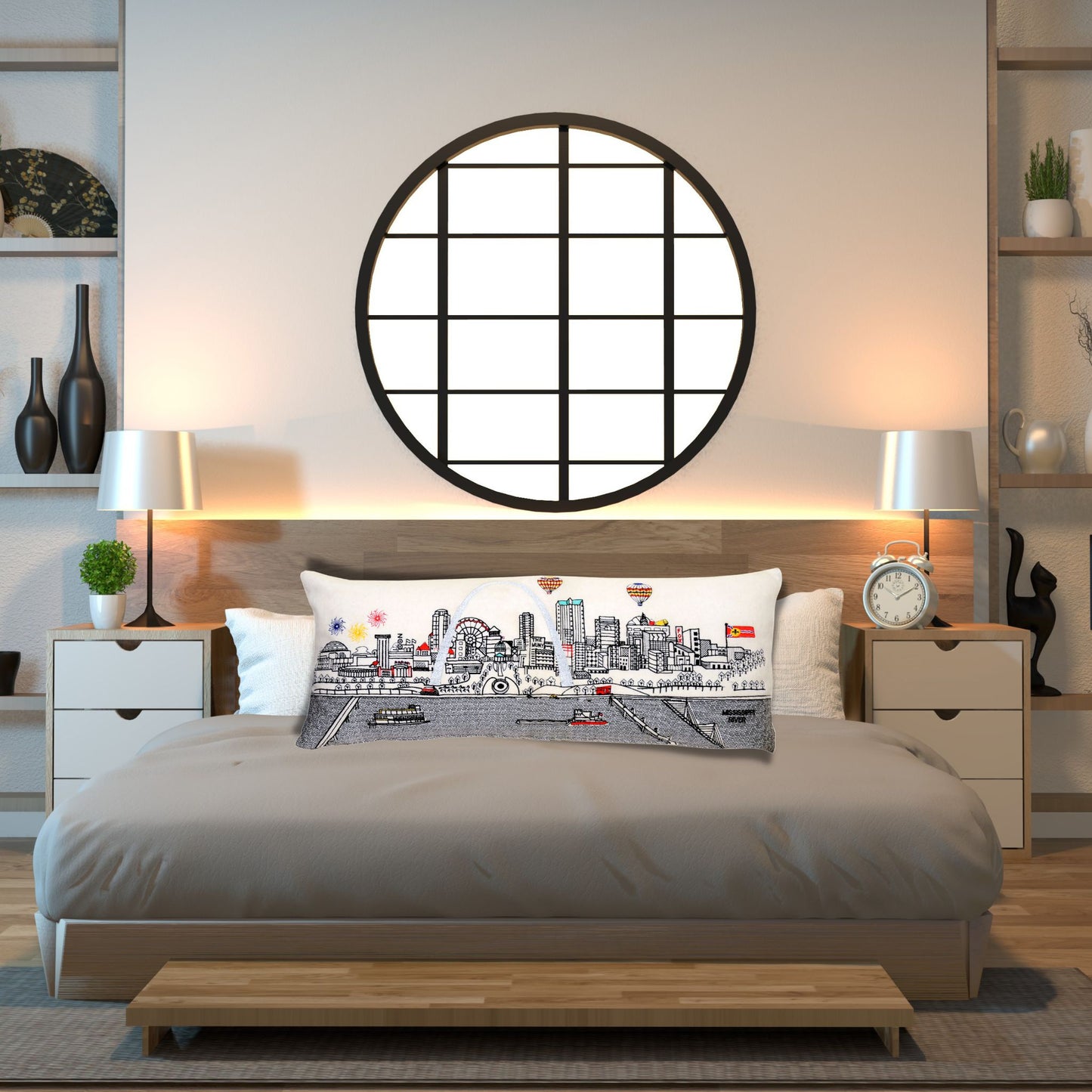St. Louis Queen Day Pillow