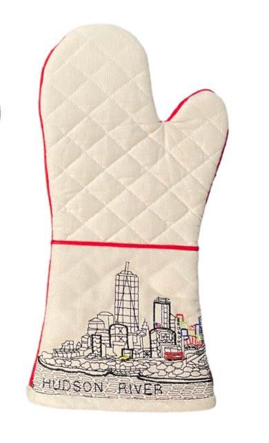 Embroidered NYC Skyline Oven Mitten