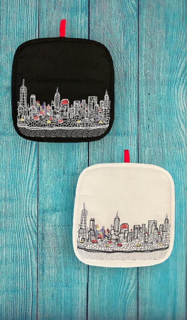 Embroidered NYC Skyline Pot Holder